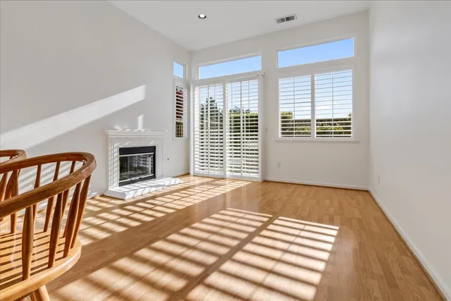 a view of an empty room and window