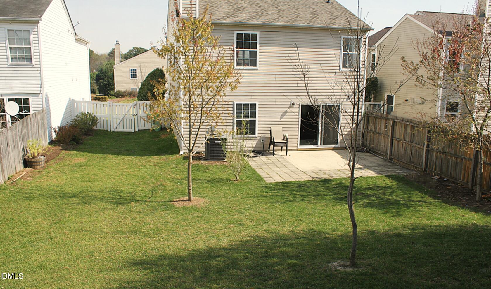 8129 Caliber Woods Drive Raleigh, NC 27616 - Photo 3 of 33 Ext Back 2
