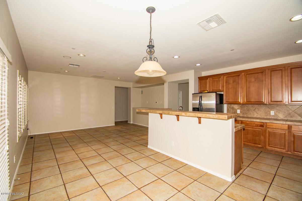 3638 East Canter Road Tucson, AZ 85739 - Photo 9 of 30