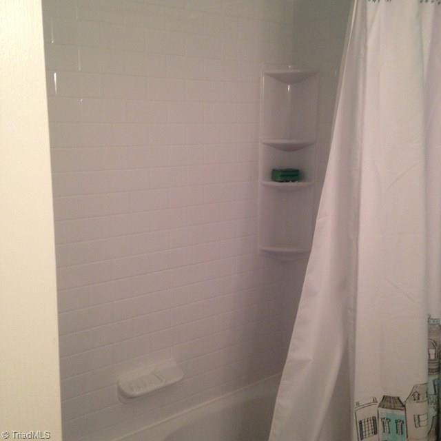 177 Boone Gap Road Boomer, NC 28606 - Photo 10 of 26 Guest Bath Shower