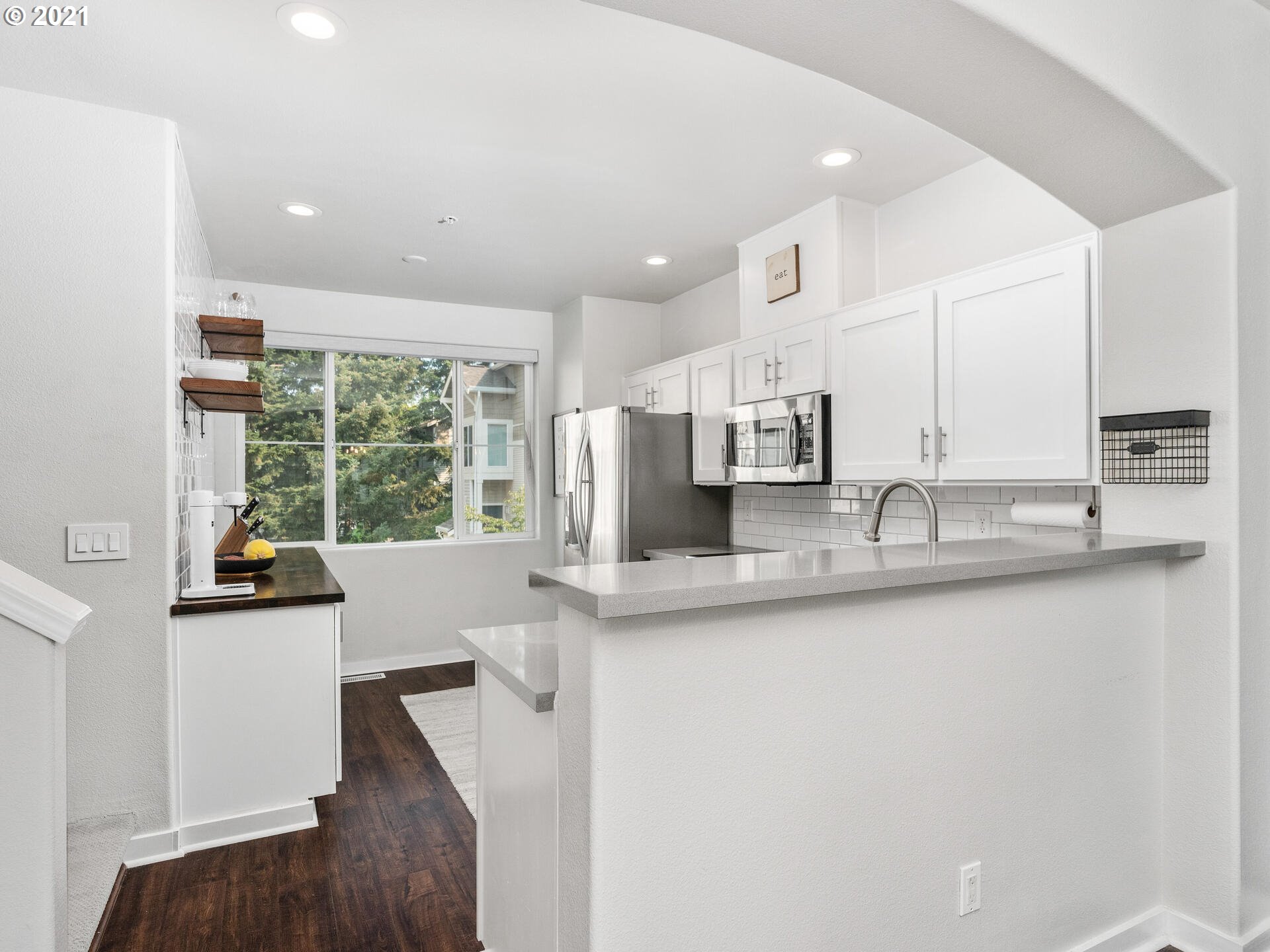 14180 Southwest Barrows Road Tigard, OR 97223 - Photo 11 of 32 Gallery Image 11