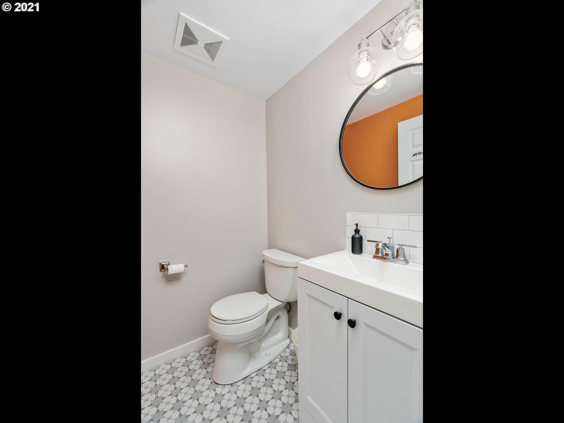 14180 Southwest Barrows Road Tigard, OR 97223 - Photo 17 of 32 Gallery Image 17