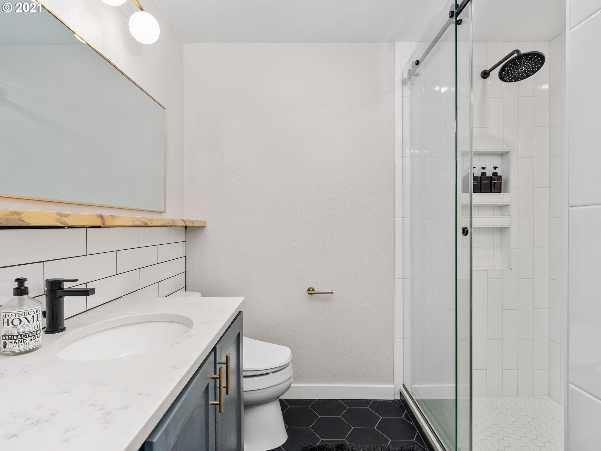 14180 Southwest Barrows Road Tigard, OR 97223 - Photo 22 of 32 Gallery Image 22