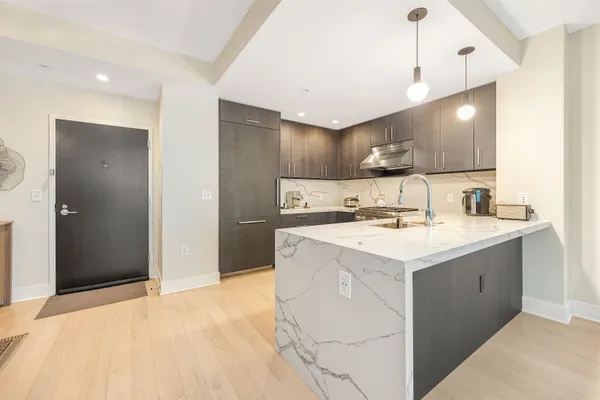 $1,365,000 | 1400 Hudson Street, Unit 209, Hoboken, NJ 07030