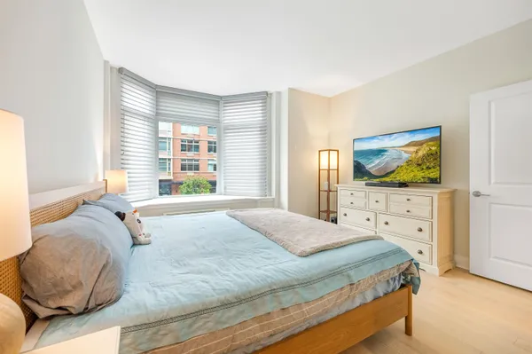 $1,365,000 | 1400 Hudson Street, Unit 209, Hoboken, NJ 07030