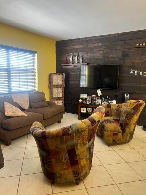 299 Southwest 7th Street, Unit 1060 Boca Raton, FL 33432 - Photo 6 of 16 golden arrow8