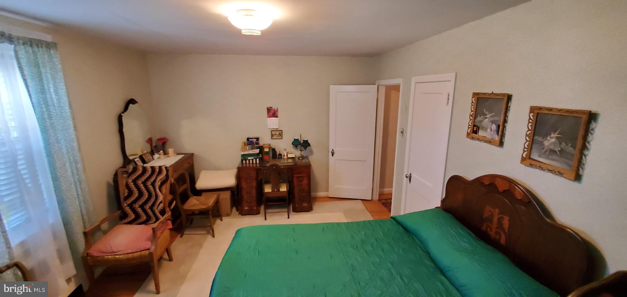 10970 Knights Road Philadelphia, PA 19154 - Photo 17 of 34