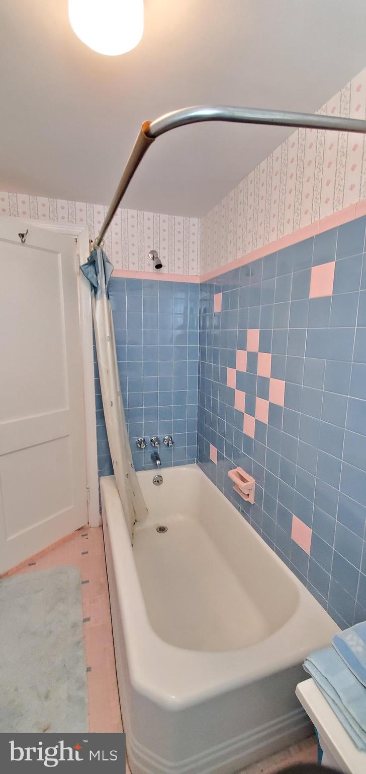 10970 Knights Road Philadelphia, PA 19154 - Photo 25 of 34