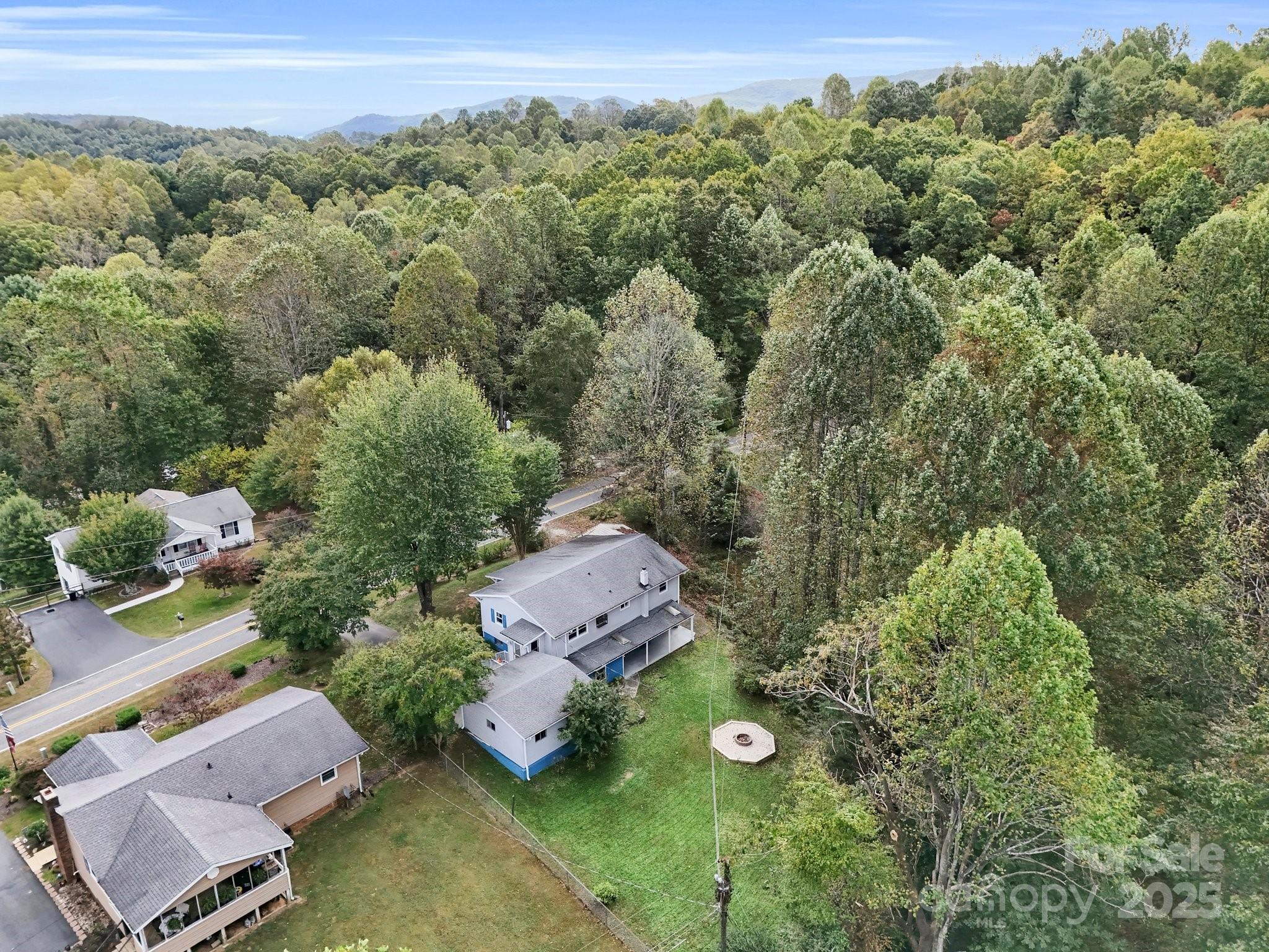 200 Frost Road Saluda, NC 28773 - Photo 30 of 31 Gallery Image 30