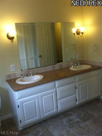 11679 Mayfield Road Chardon, OH 44024 - Photo 8 of 23