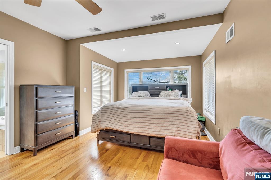 467 Summit Avenue Hackensack, NJ 07601 - Photo 30 of 50