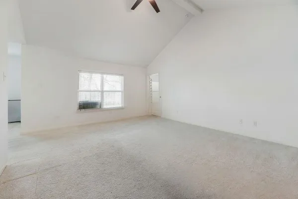 $2,095 | 1904 Fairbanks Drive, Princeton, TX 75407