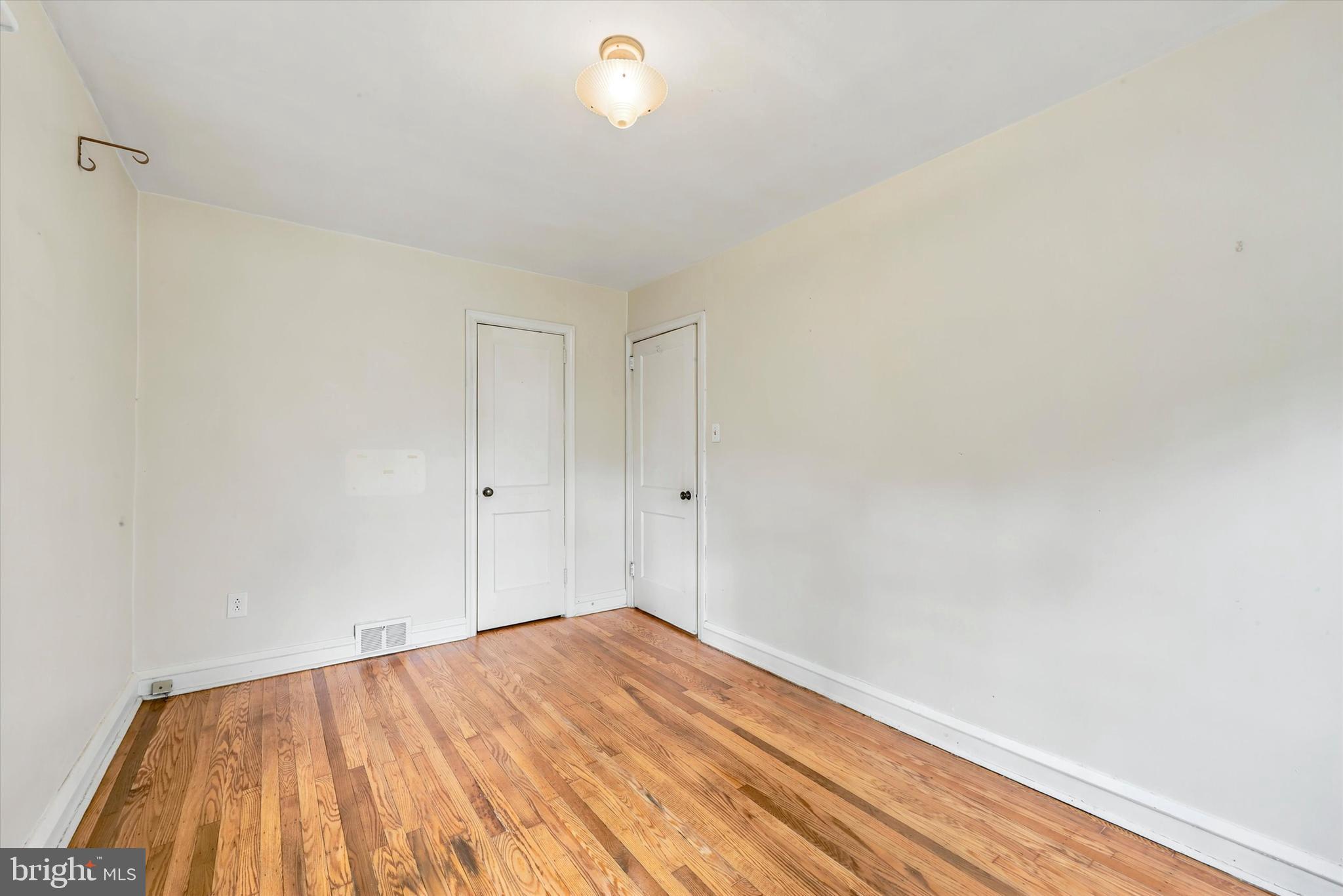 308 Henry Lane Wallingford, PA 19086 - Photo 17 of 36 2nd bed main floor