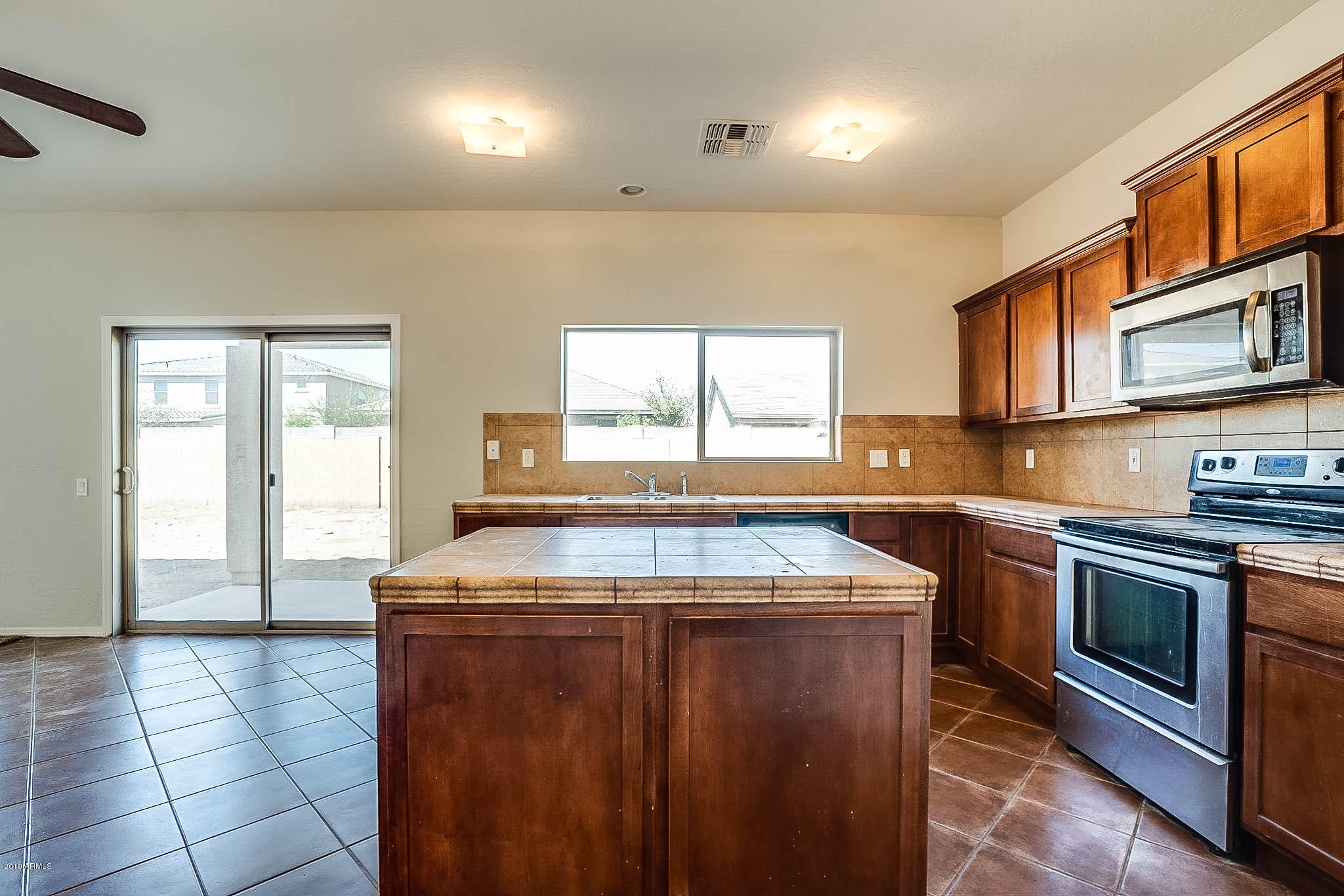 5244 West Apollo Road Laveen, AZ 85339 - Photo 2 of 27 photo_02