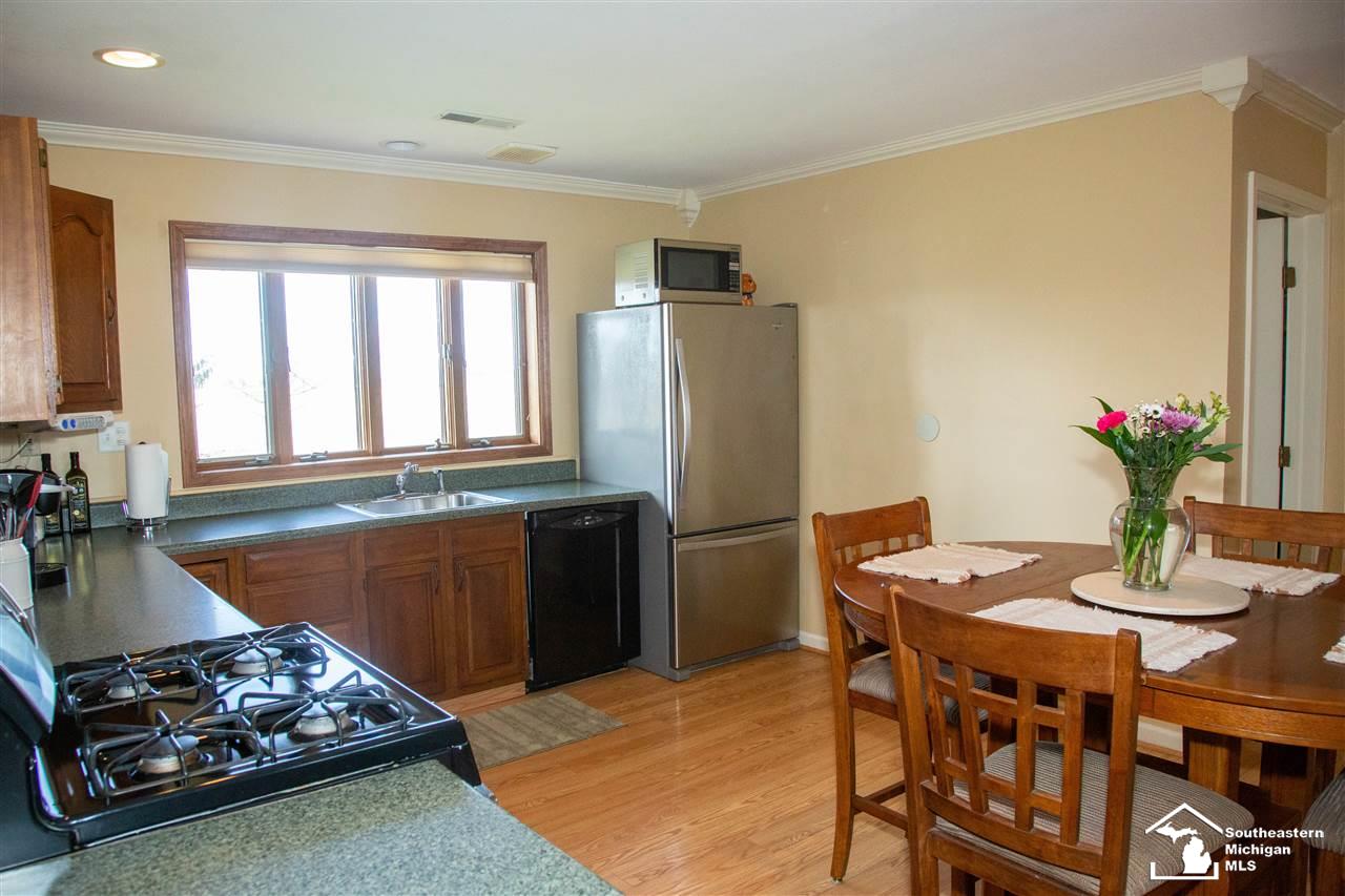 5815 Trombley Road Newport, MI 48166 - Photo 11 of 37 50037140-10.JPG