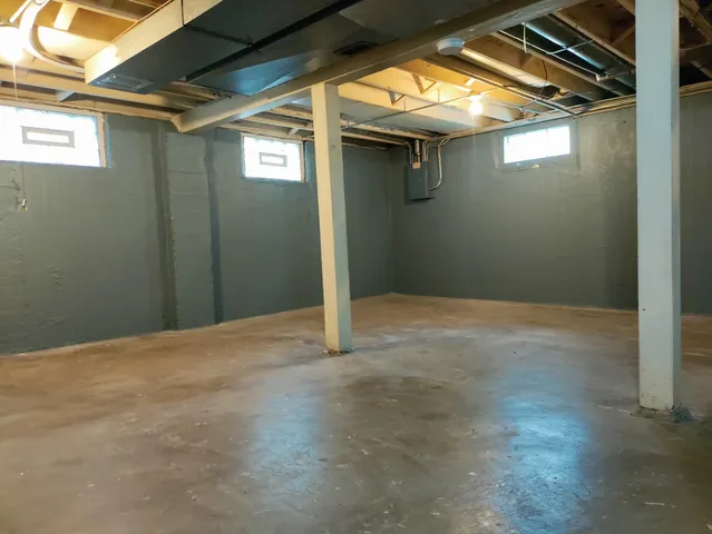 $2,200 | 10455 South Spaulding Avenue, Chicago, IL 60655