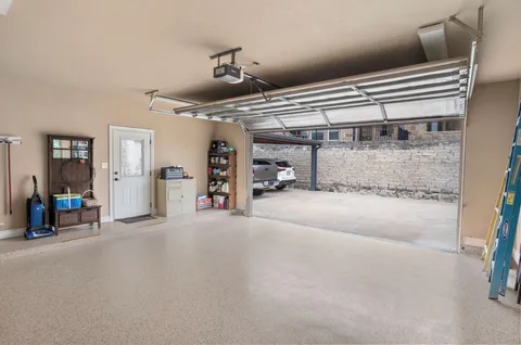 $850,000 | 201 Greenridge Lane, Dripping Springs, TX 78620