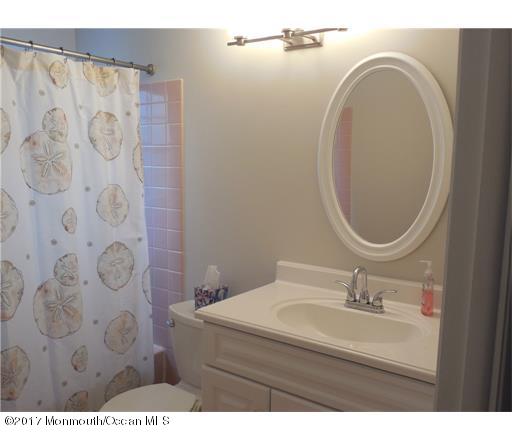 19 Edgewood Road Matawan, NJ 07747 - Photo 14 of 16 GetMedia (14)
