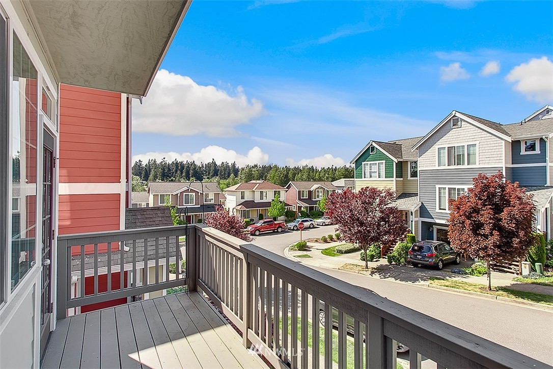 134 Maple Street Fircrest, WA 98466 - Photo 3 of 22