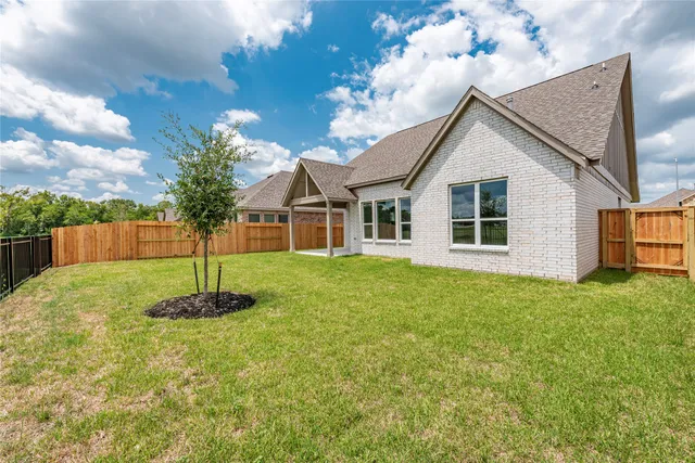 $389,900 | 15307 Laurel Oak Lane, Santa Fe, TX 77517