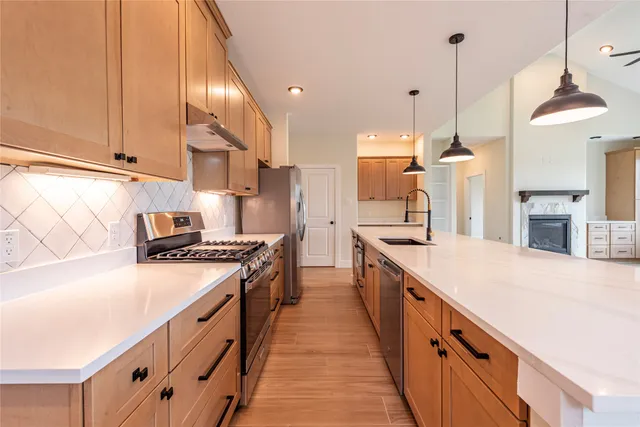 $389,900 | 15307 Laurel Oak Lane, Santa Fe, TX 77517