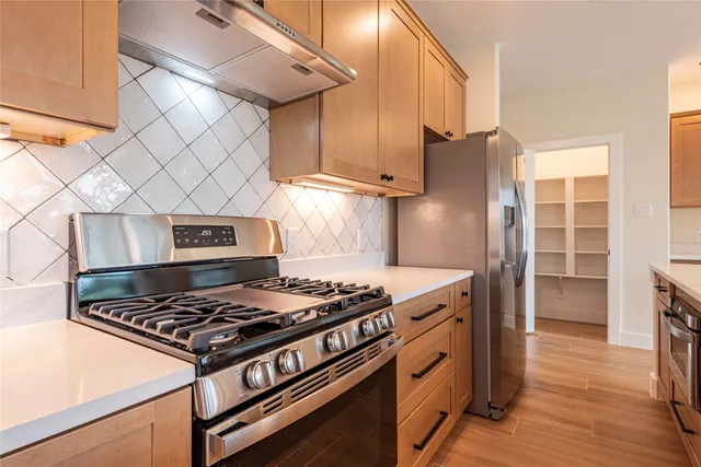 $389,900 | 15307 Laurel Oak Lane, Santa Fe, TX 77517