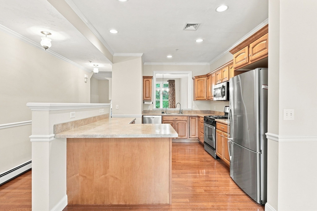 152 Spring Meadow Lane, Unit 152 Hanover, MA 02339 - Photo 3 of 26 Gallery Image 3