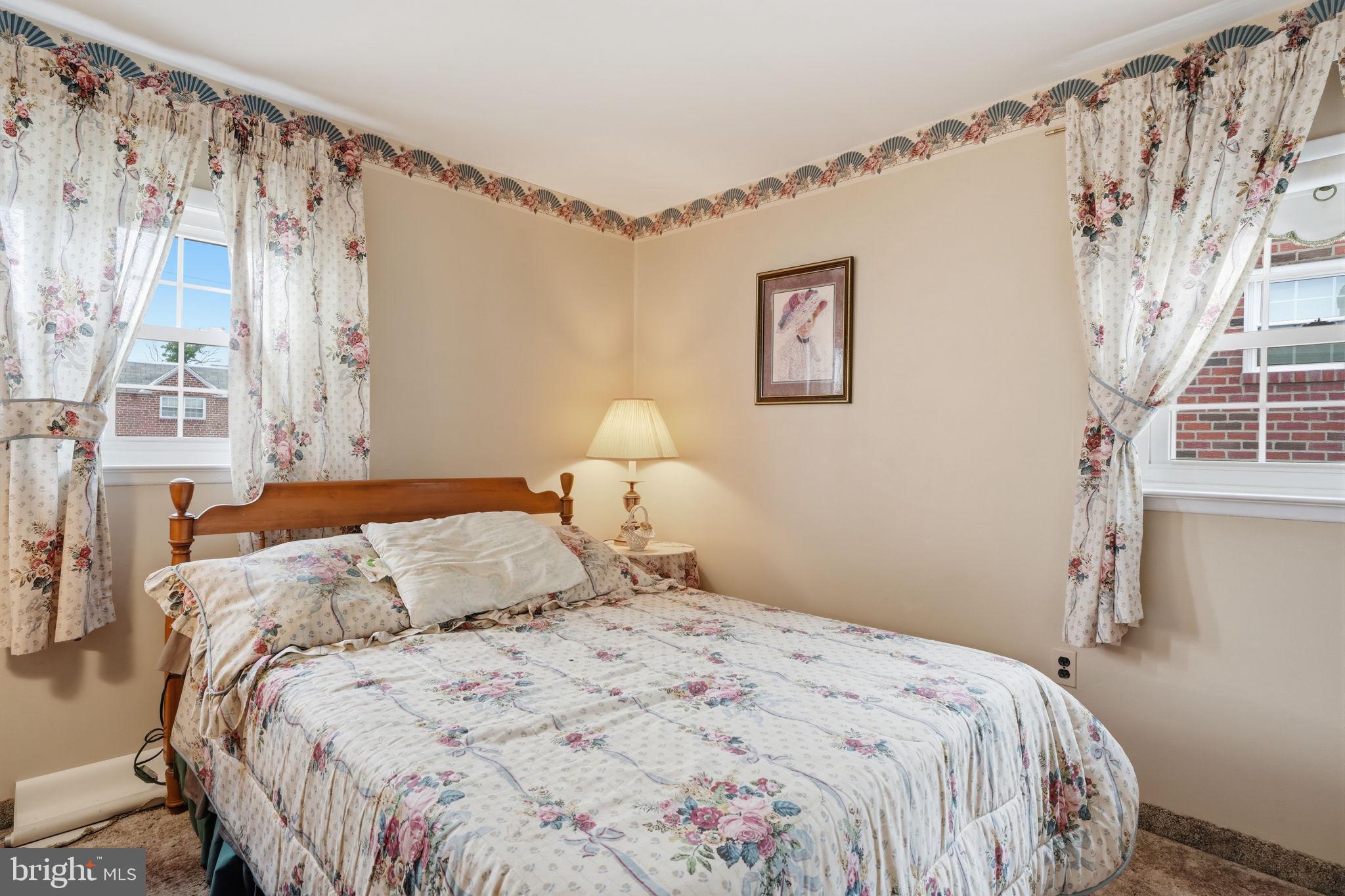 131 Ridgefield Road Philadelphia, PA 19154 - Photo 17 of 27 2nd bedroom