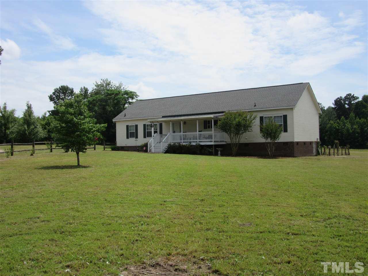 8912 Dukes Lake Road Zebulon, NC 27597 - Photo 3 of 18 Gallery Image 3