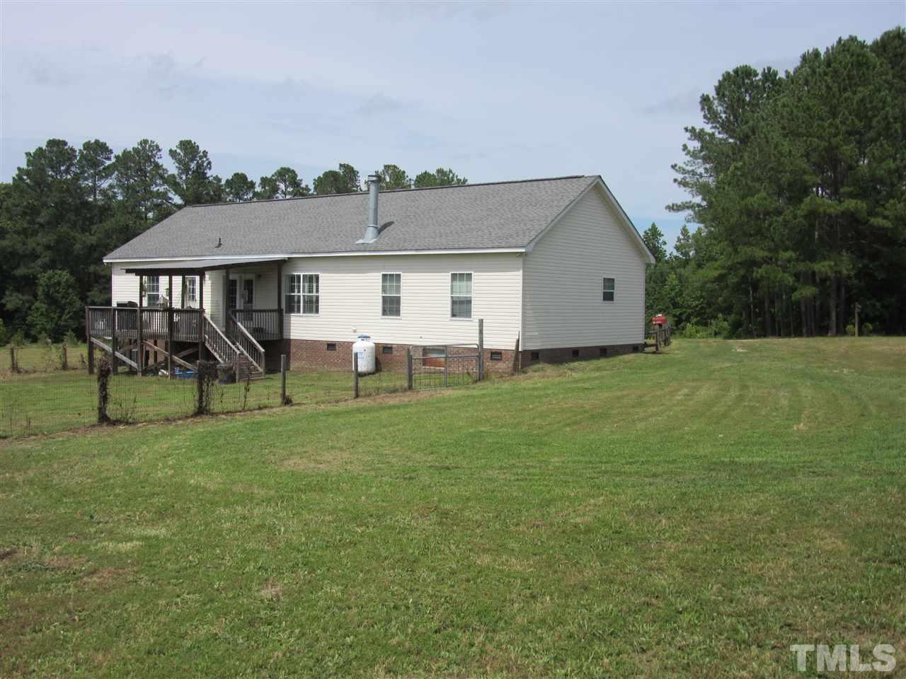 8912 Dukes Lake Road Zebulon, NC 27597 - Photo 4 of 18 Gallery Image 4