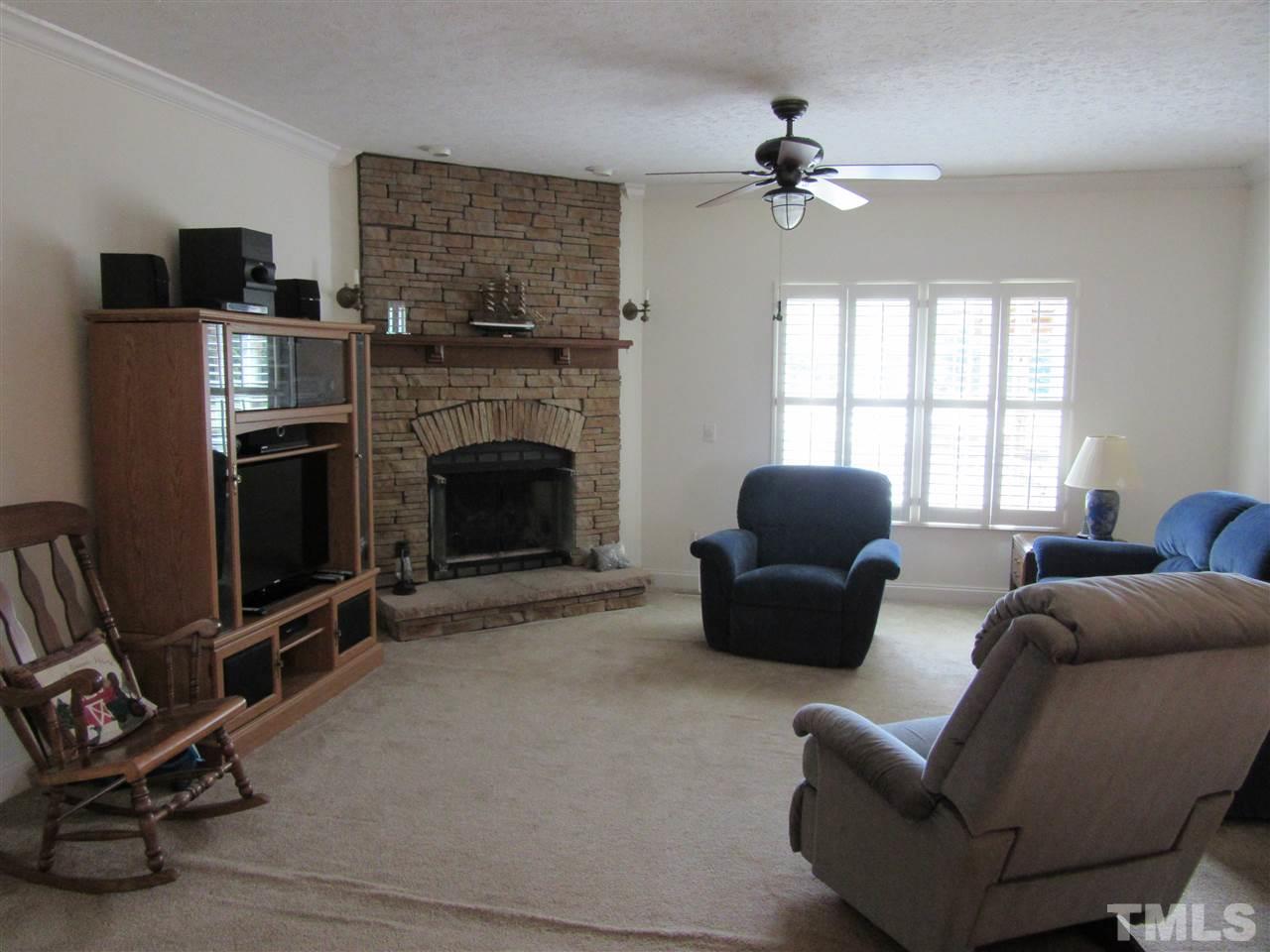 8912 Dukes Lake Road Zebulon, NC 27597 - Photo 10 of 18 Gallery Image 10