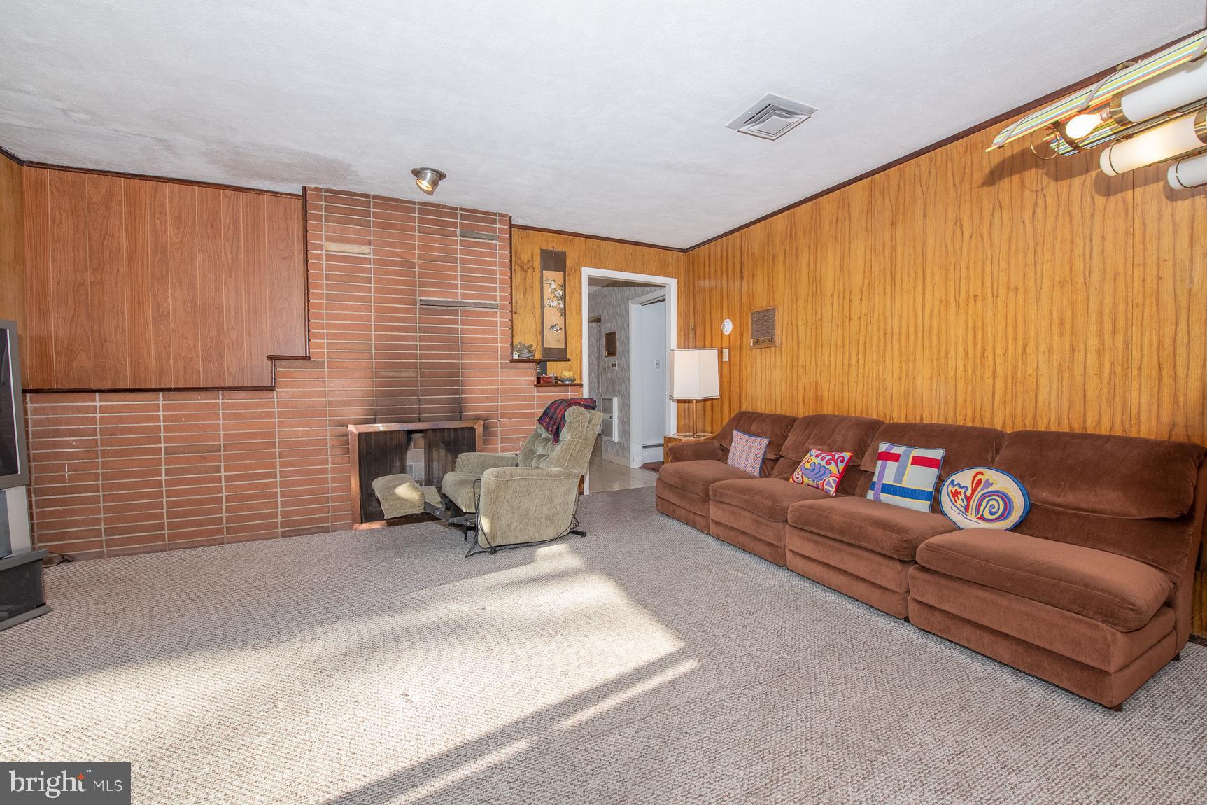 2432 Ashbourne Road Wyncote, PA 19095 - Photo 16 of 35 Gallery Image 16