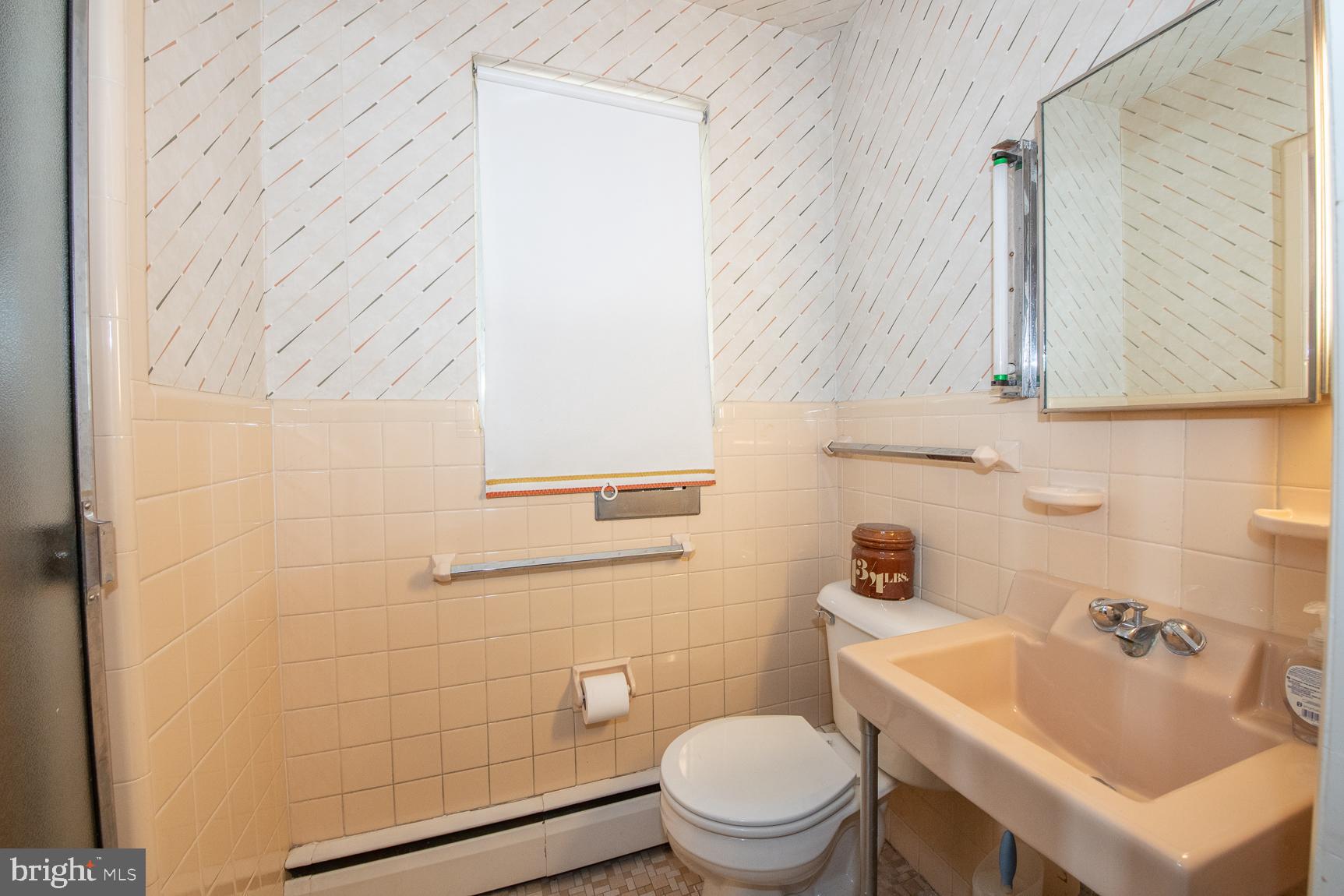 2432 Ashbourne Road Wyncote, PA 19095 - Photo 27 of 35 Gallery Image 27