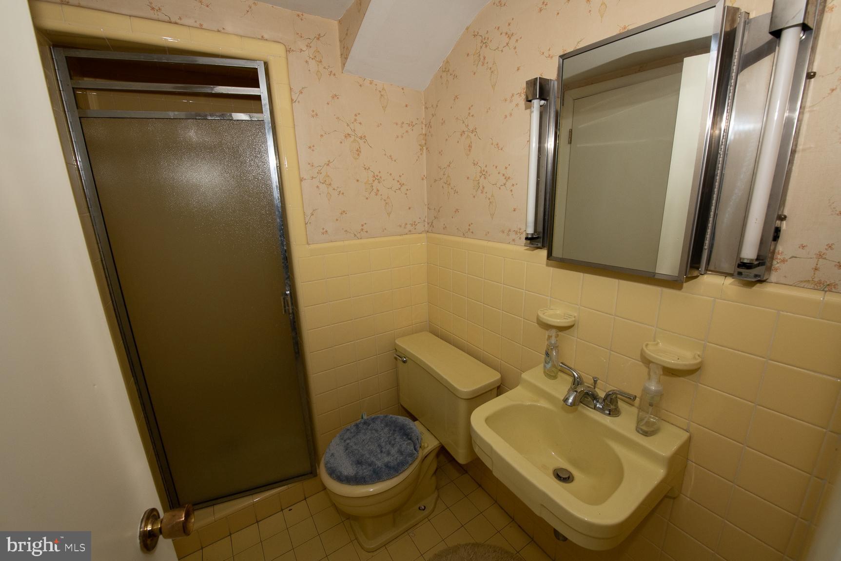 2432 Ashbourne Road Wyncote, PA 19095 - Photo 29 of 35 Gallery Image 29