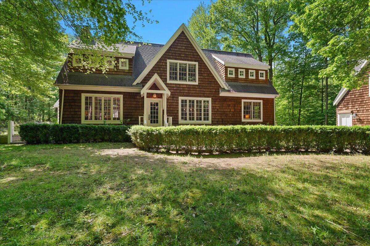 7957 Barbara's Way Harbert, MI 49115 - Photo 1 of 54 Welcome Home!