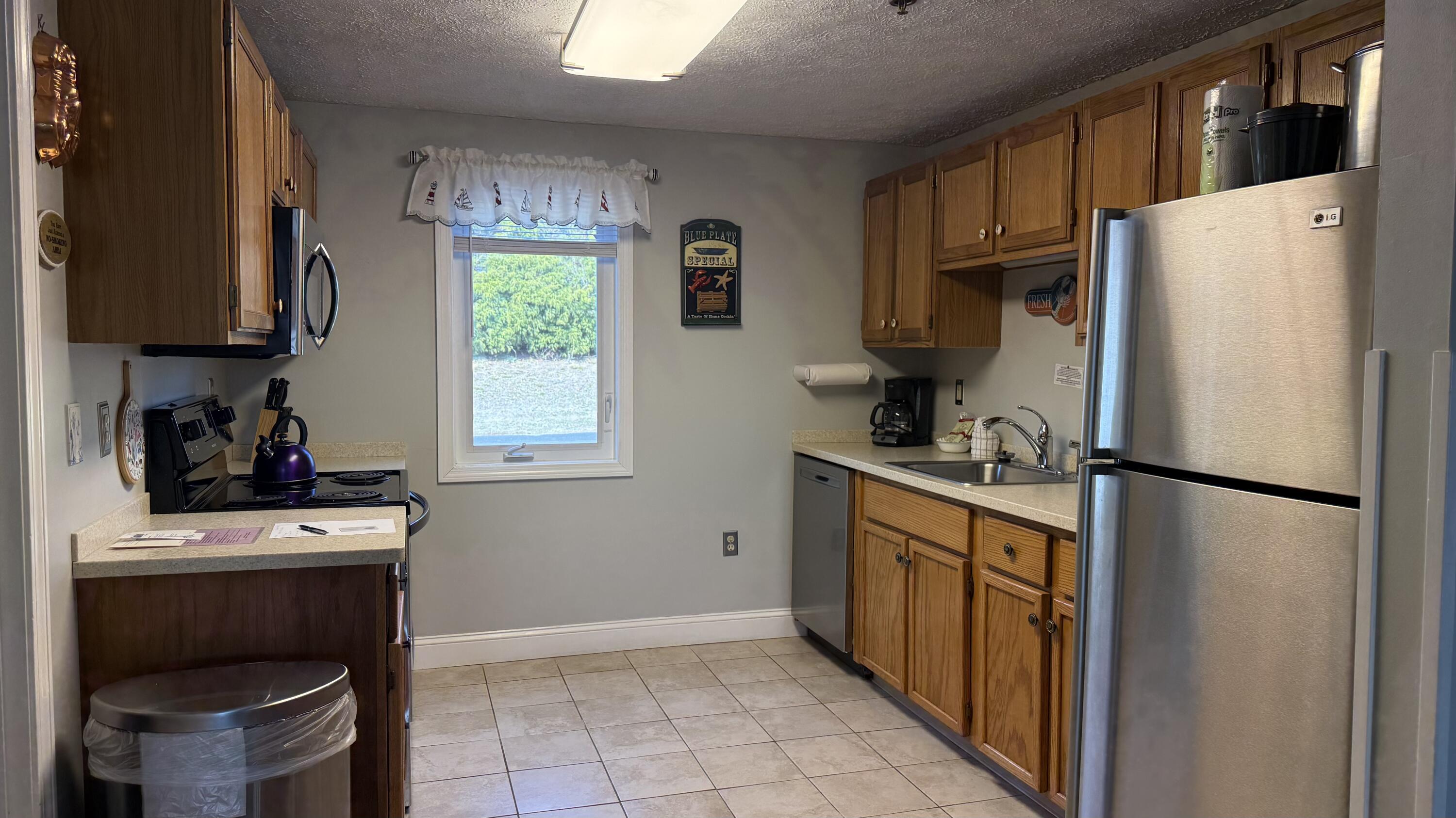 1373 Post Road, Unit 12B Wells, ME 04090 - Photo 11 of 32 IMG_2426