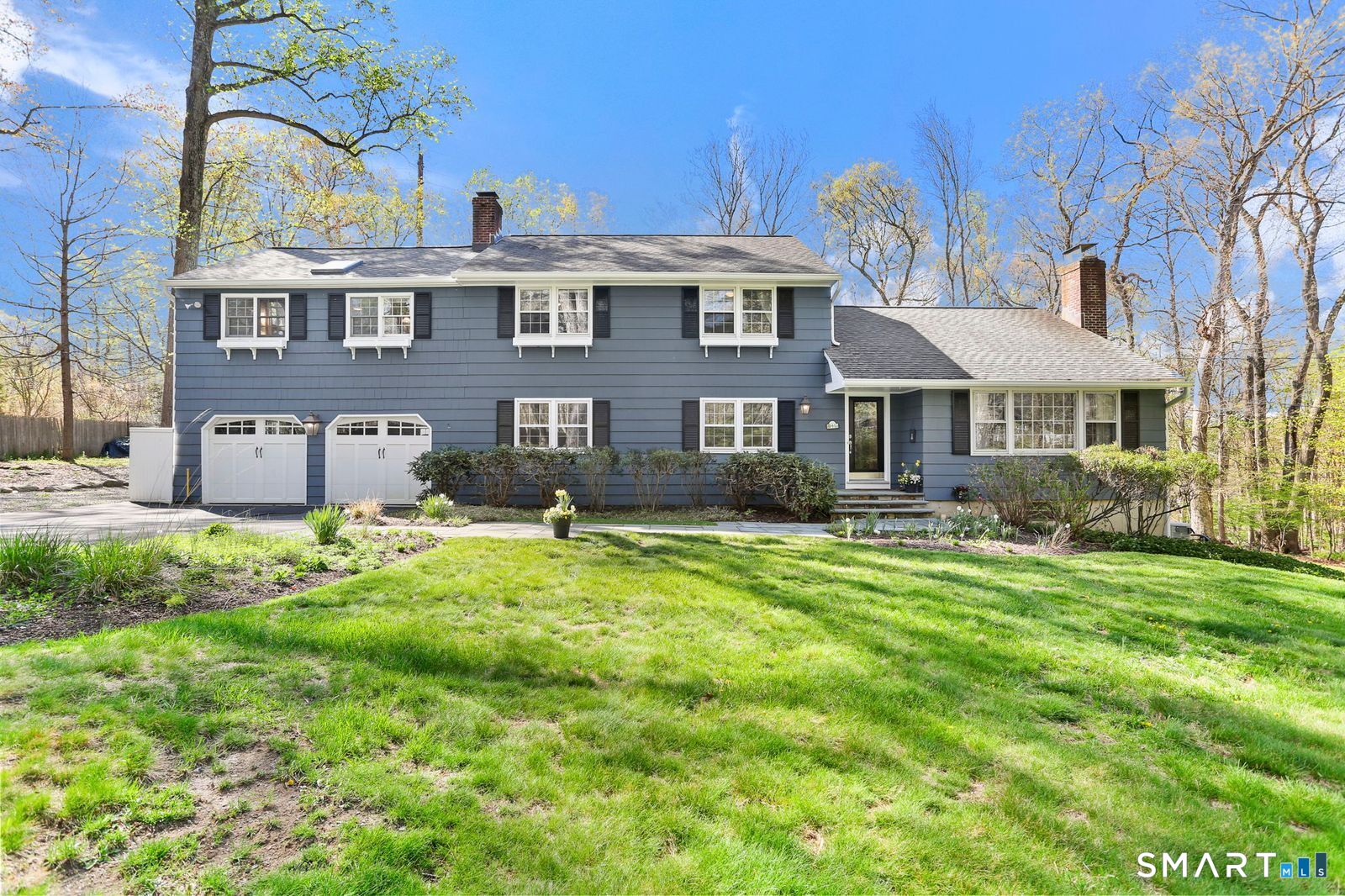 141 Cavalry Road Wilton, CT 06897 - Photo 3 of 40