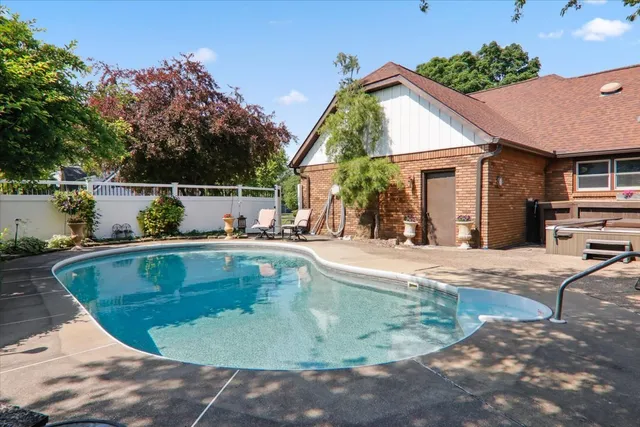 a view of a house with outdoor space
