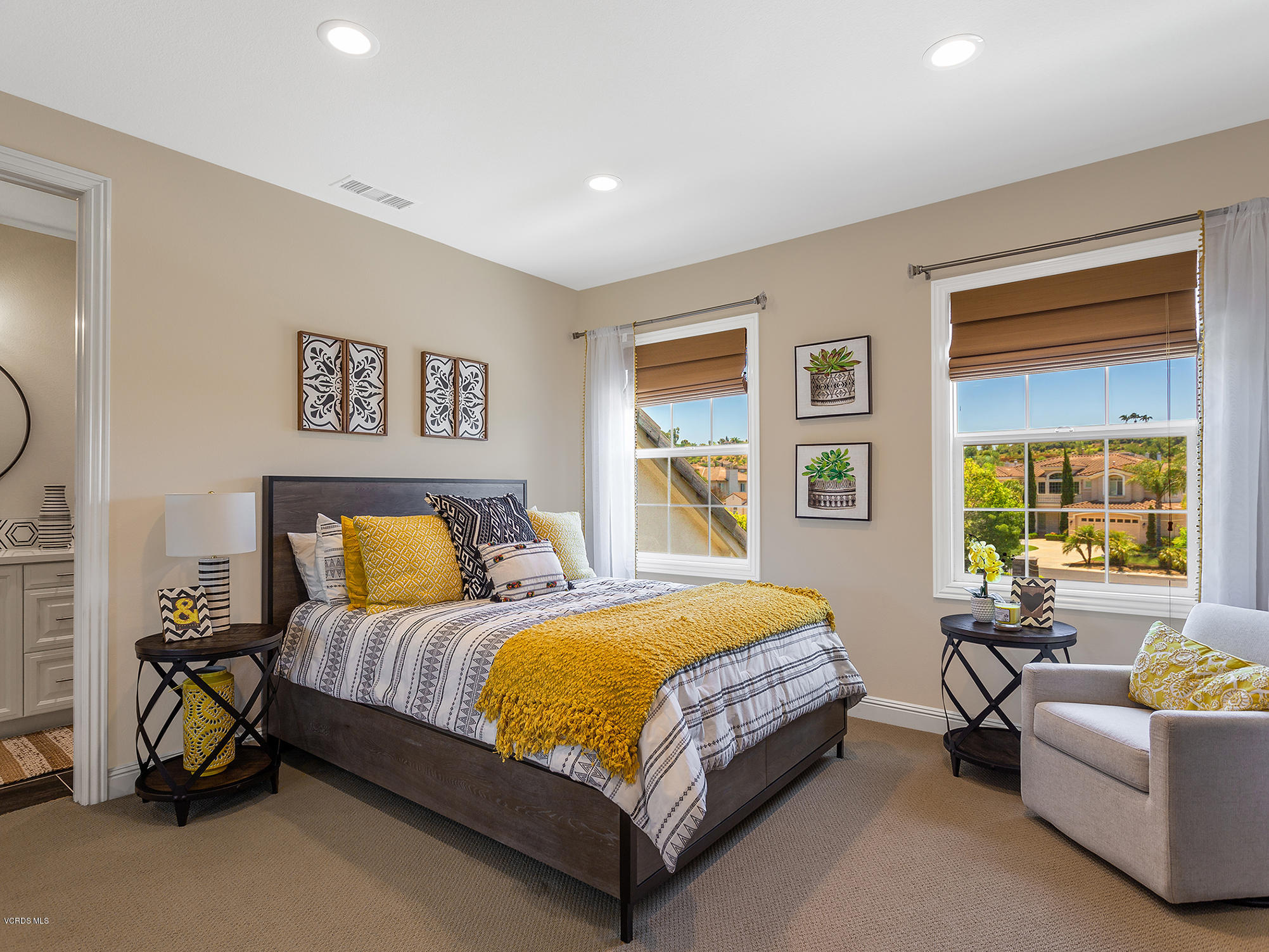 5421 Castillo De Rosas Camarillo, CA 93012 - Photo 26 of 47 27