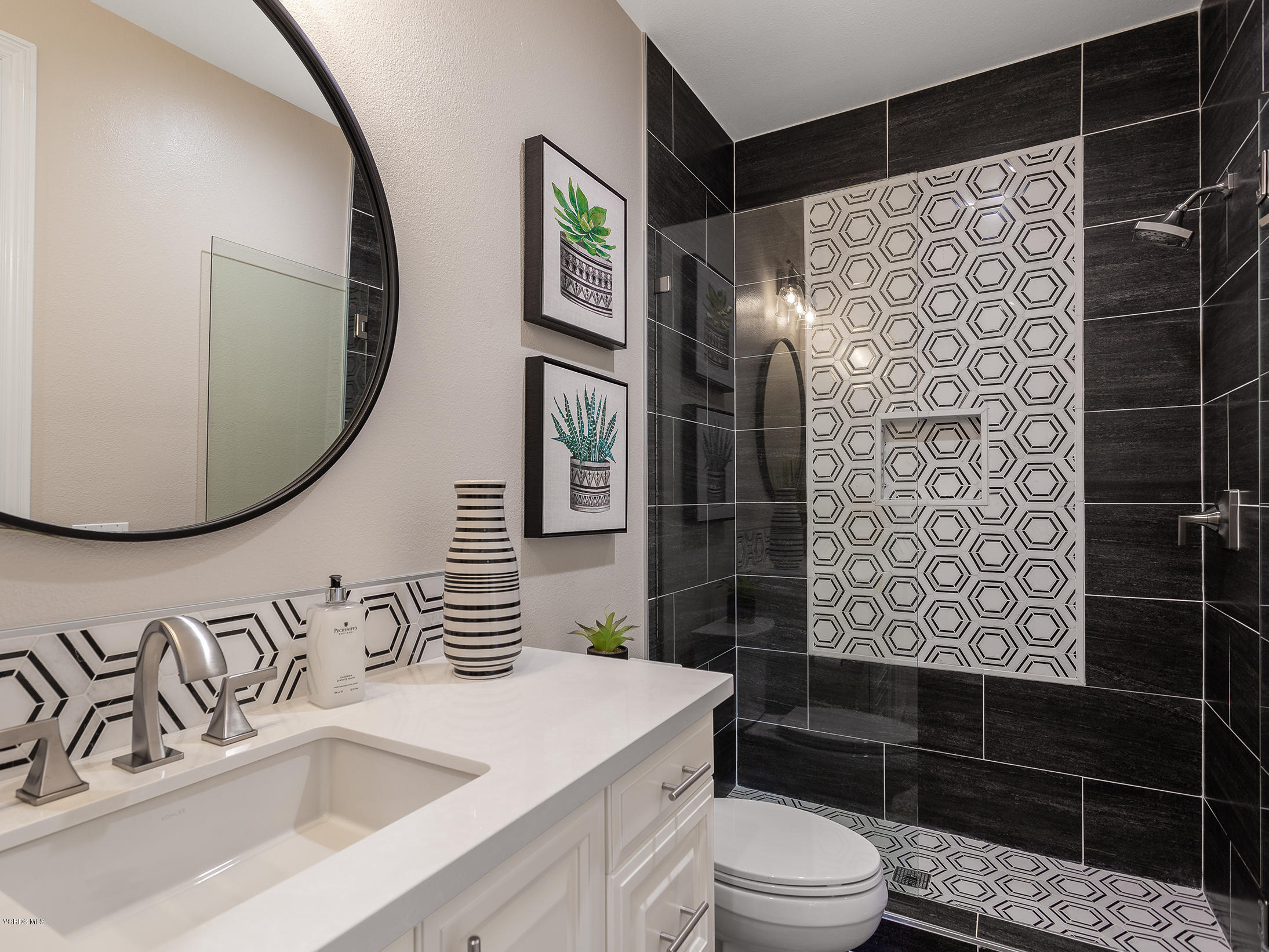 5421 Castillo De Rosas Camarillo, CA 93012 - Photo 27 of 47 28