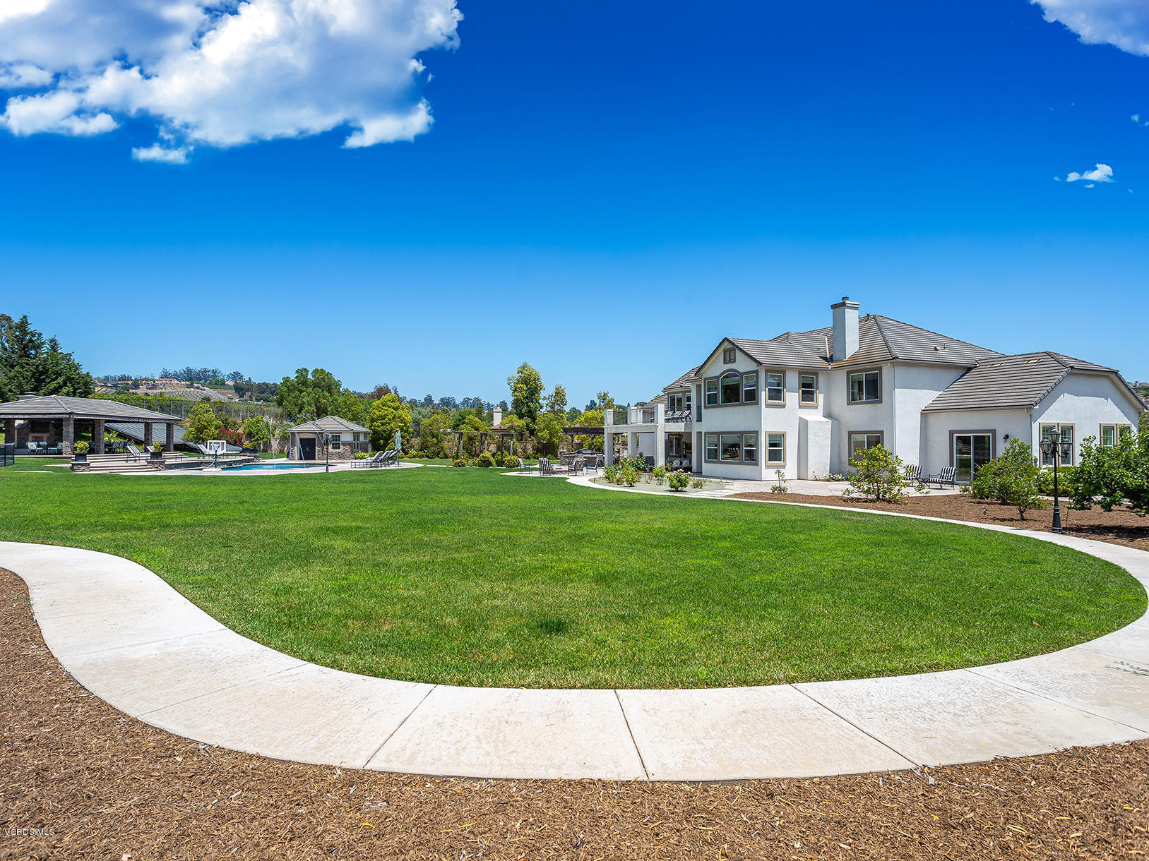 5421 Castillo De Rosas Camarillo, CA 93012 - Photo 36 of 47 37