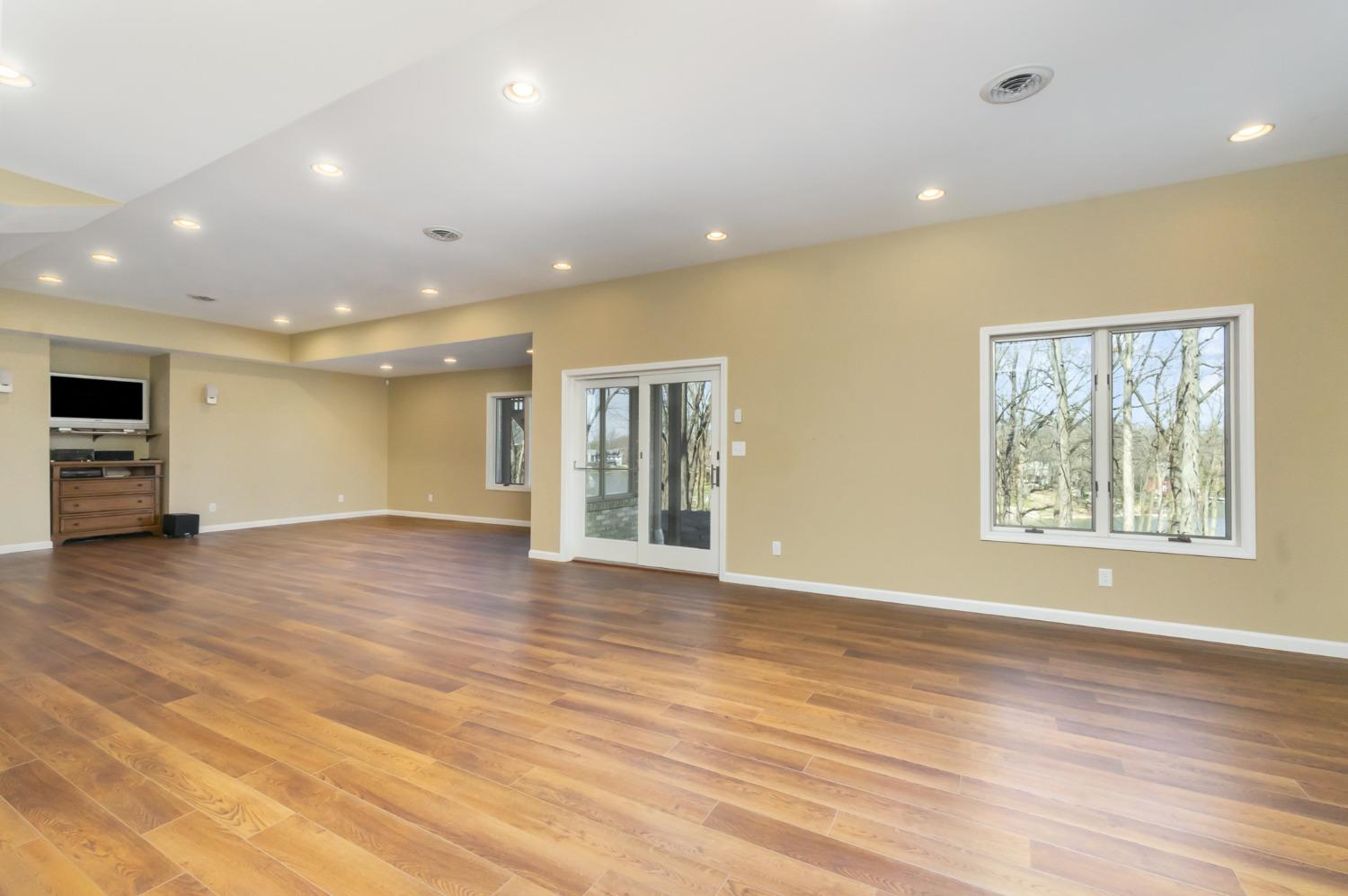 473 Roxbury Road Valparaiso, IN 46385 - Photo 38 of 51 an empty room with wooden floor and windows