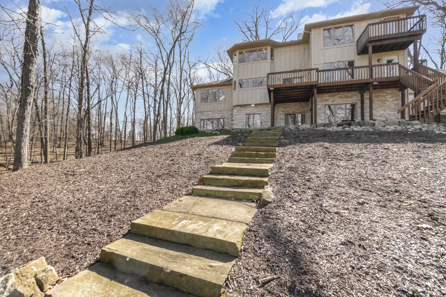 473 Roxbury Road Valparaiso, IN 46385 - Photo 6 of 51 1500x1000