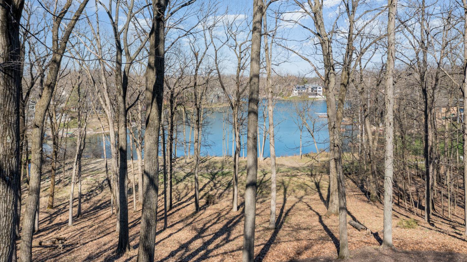 473 Roxbury Road Valparaiso, IN 46385 - Photo 9 of 51 1500x842