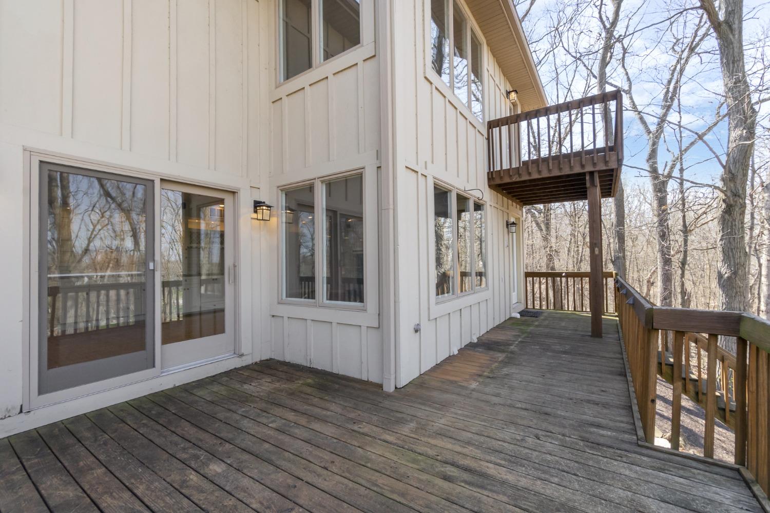 473 Roxbury Road Valparaiso, IN 46385 - Photo 10 of 51 1500x1000