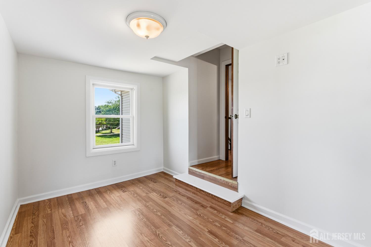 39 Kearney Road Sayreville, NJ 08879 - Photo 26 of 40