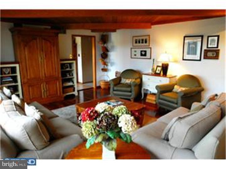 2905 Township Line Road Norristown, PA 19403 - Photo 8 of 25 Gallery Image 8