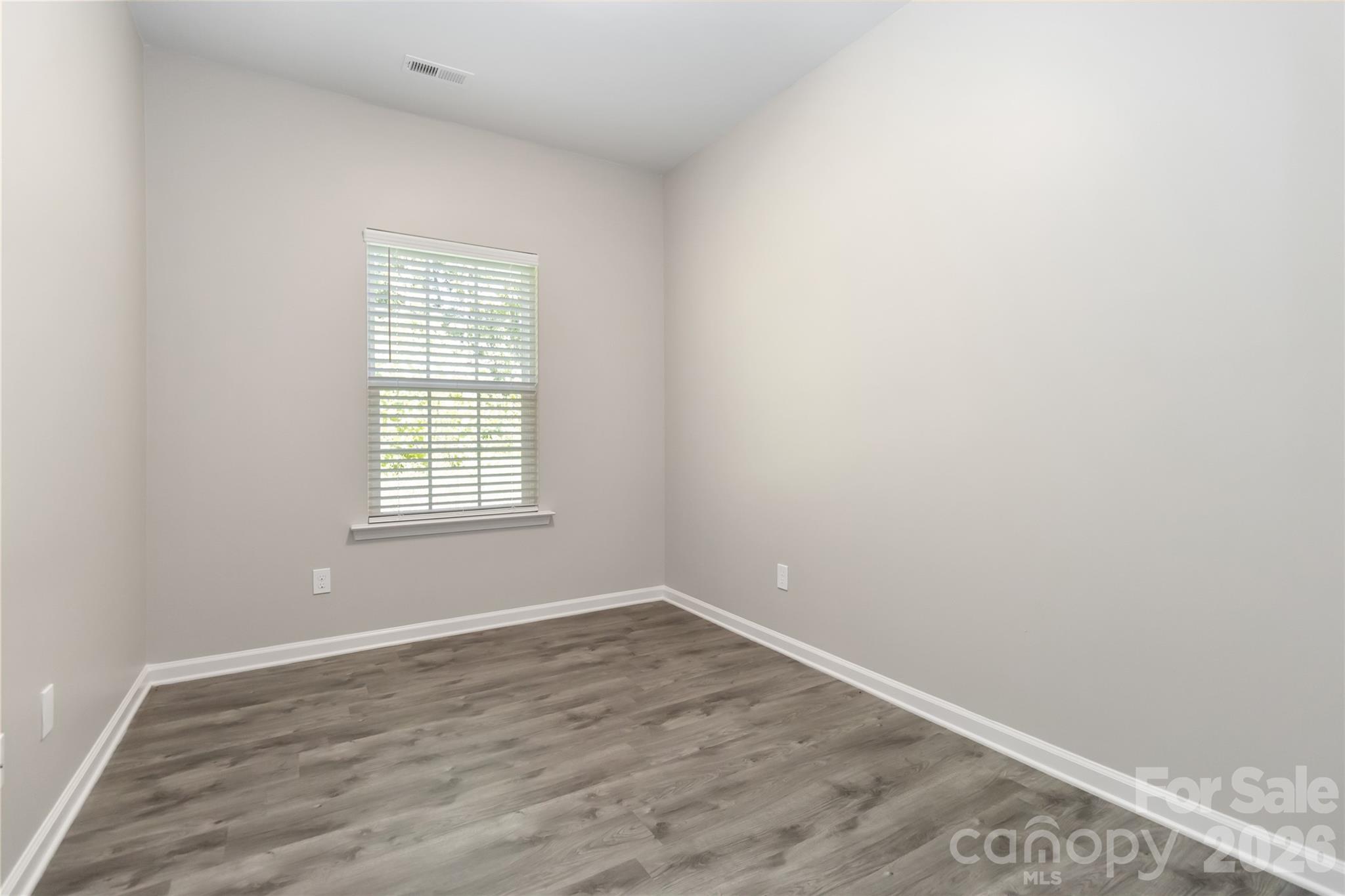 7623 Reames Road Charlotte, NC 28216 - Photo 10 of 19 Gallery Image 10