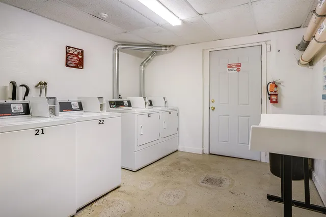 $275,000 | 6 Lancelot Court, Unit 2, Salem, NH 03079