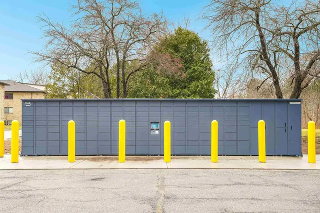 $275,000 | 6 Lancelot Court, Unit 2, Salem, NH 03079